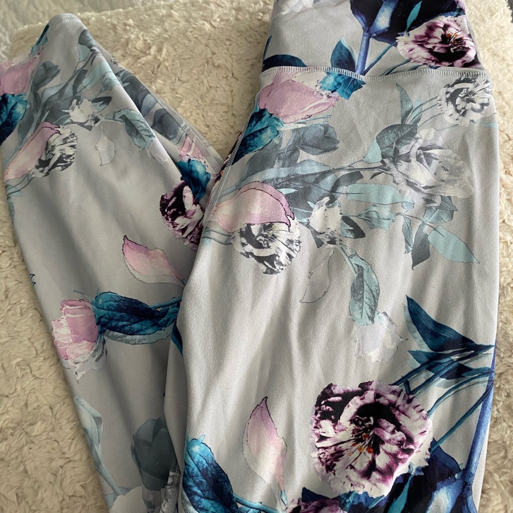 Brand New Fabletics Flower-Printed Leggings